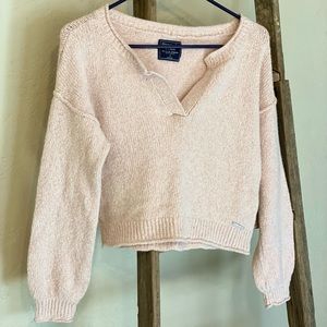 Abercrombie & Fitch baby pink cropped sweater